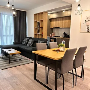  Apartment Industrial Style Romania